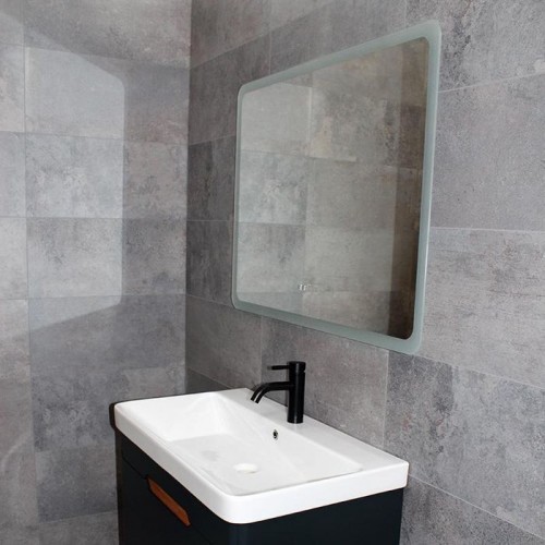 Зеркало для ванной Dusel DE-M3011 80х65 см Сенсорное включение + подогрев + часы/темп